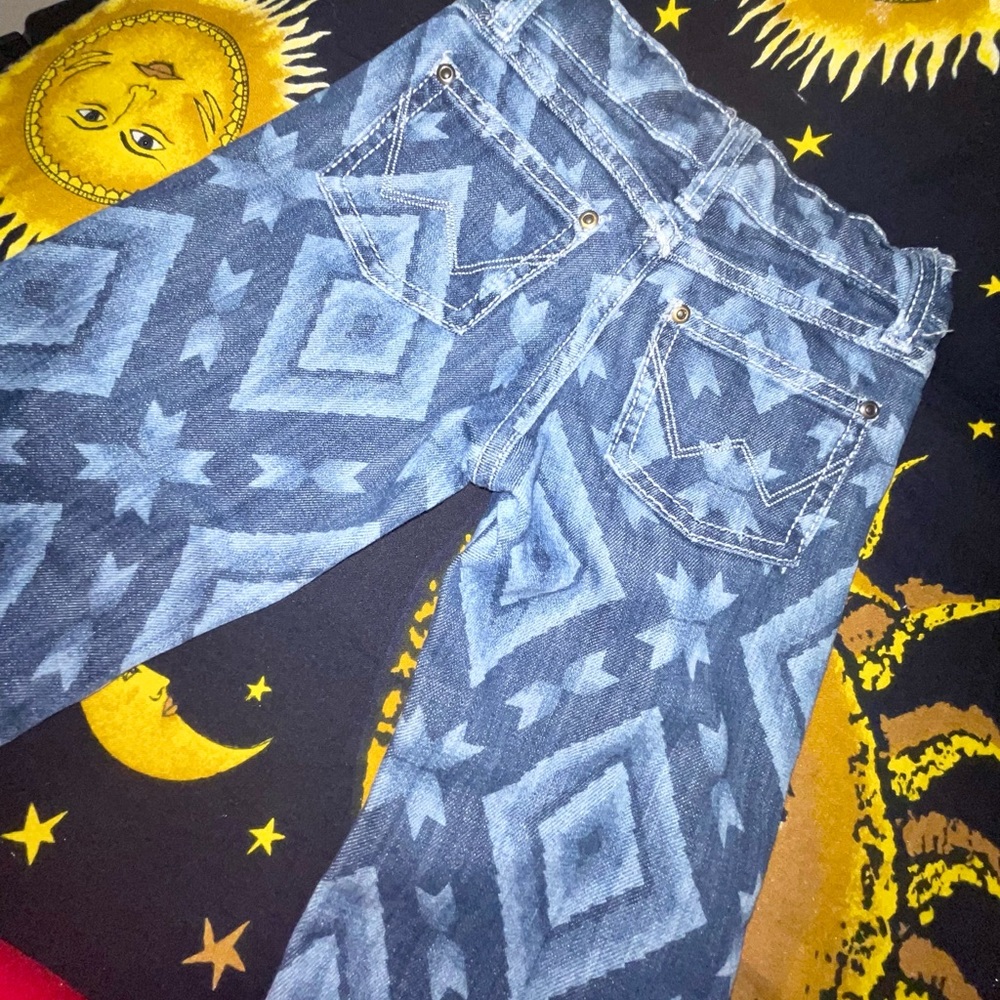 Wrangler bell bottoms with built in belt